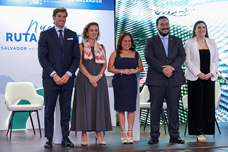 Iberojet conectará El Salvador con Madrid y Barcelona
